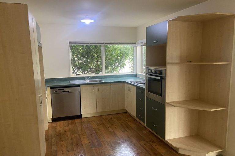 Photo of property in 28 Maitland Street, Frankton, Hamilton, 3204