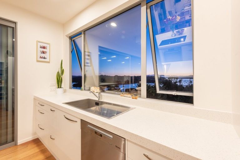 Photo of property in 12e Broadview Road, Opua, 0200