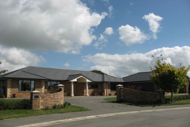 Photo of property in 7 Highland Brae, Prebbleton, 7604