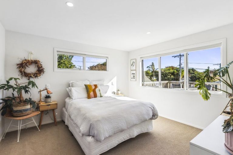 Photo of property in 6 Moa Road, Raumati Beach, Paraparaumu, 5032