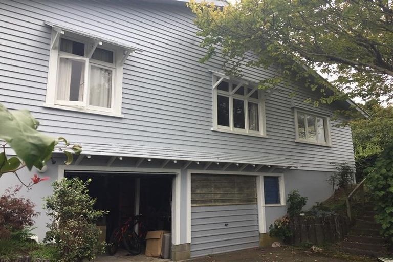 Photo of property in 107 Belt Road, New Plymouth, 4310