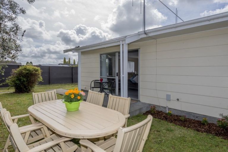 Photo of property in 20a Rimu Street, Levin, 5510