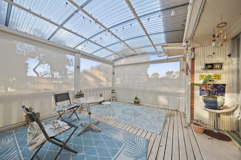 Photo of property in 19 Hanover Place, Pahurehure, Papakura, 2113