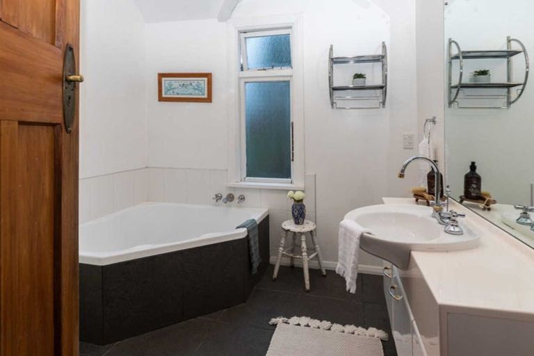 Photo of property in 25a Ilam Road, Upper Riccarton, Christchurch, 8041