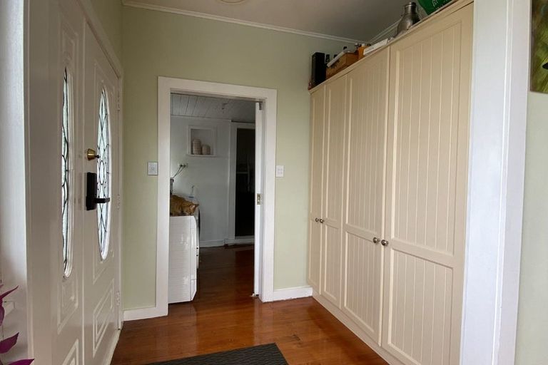 Photo of property in 12 Parkview Place, Pakuranga, Auckland, 2010