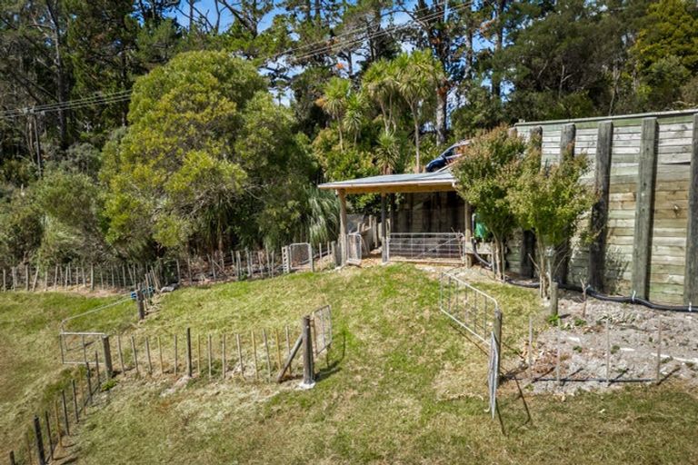 Photo of property in 183 Spur Road, Stillwater, Silverdale, 0993