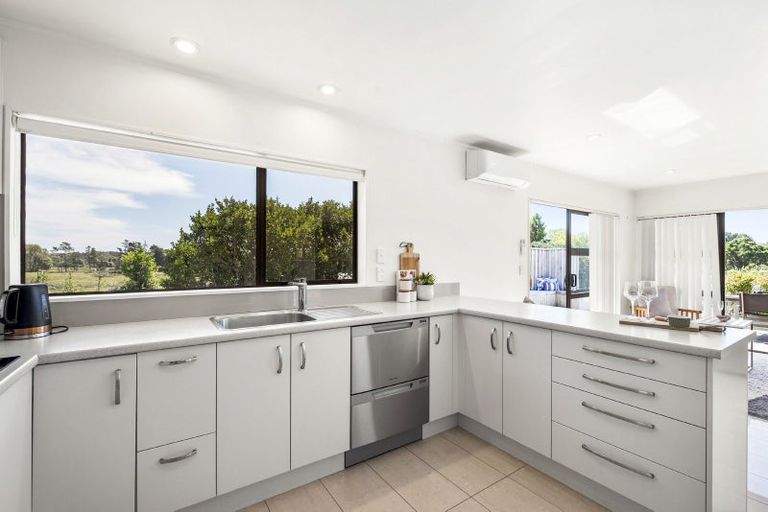 Photo of property in 20 Kennedy Road, Dairy Flat, Albany, 0792