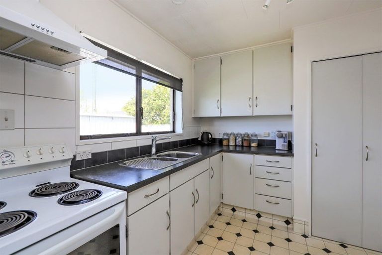 Photo of property in 200 Frimley Avenue, Frimley, Hastings, 4120