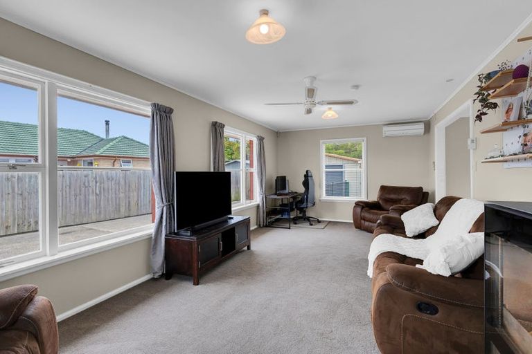 Photo of property in 39 Warblington Street, Aranui, Christchurch, 8061