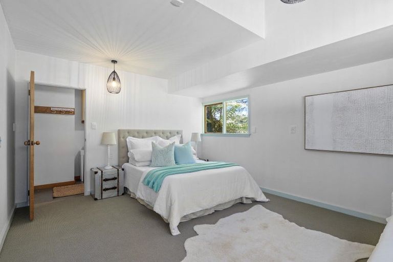 Photo of property in 135 Main Road, Allandale, Governors Bay, 8971