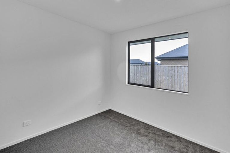 Photo of property in 5 Stackwood Avenue, Woodend, 7610