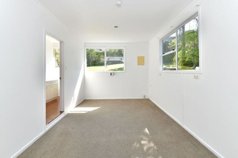 Photo of property in 20 Tindalls Bay Road, Tindalls Beach, Whangaparaoa, 0930