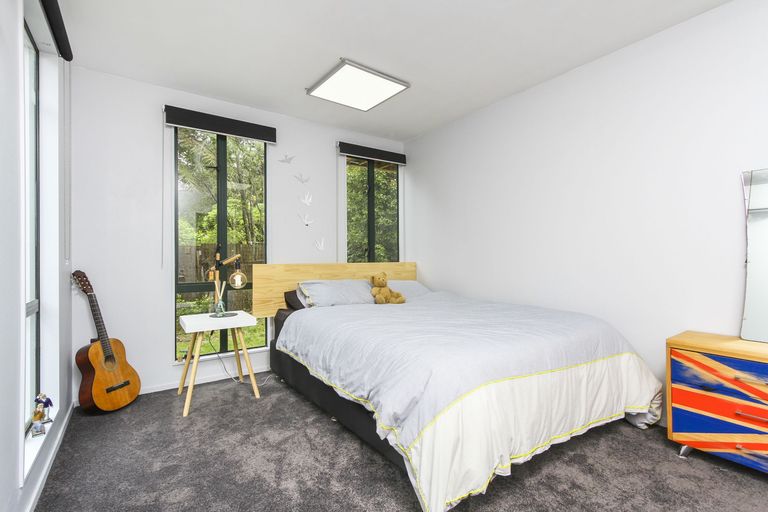 Photo of property in 533 South Titirangi Road, Titirangi, Auckland, 0604