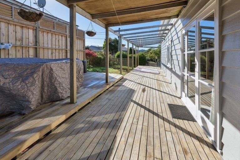 Photo of property in 65 King Street, Hikurangi, 0114