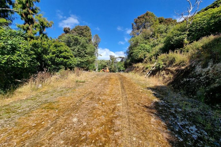 Photo of property in 20 Kaka Ridge Road, Stewart Island/rakiura, Stewart Island, 9818