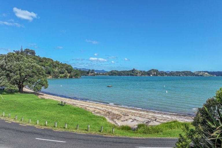 Photo of property in 442 Colville Road, Coromandel, 3584