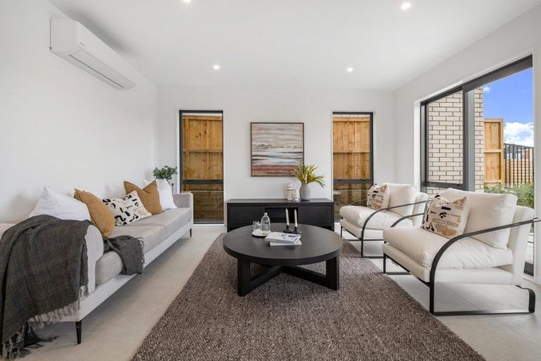 Photo of property in 34 Koura Road, Flat Bush, 2019