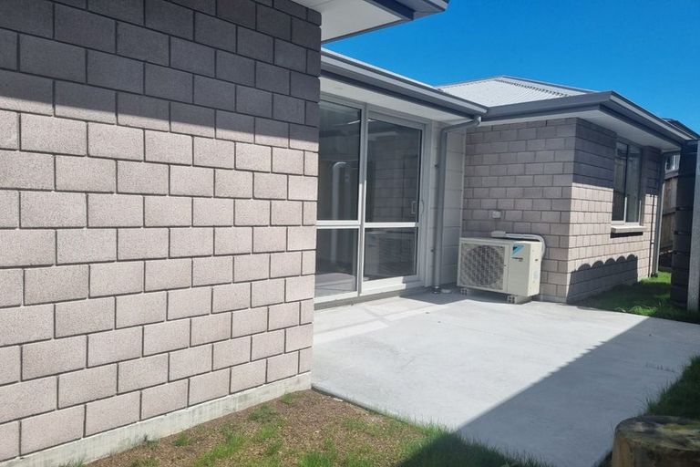Photo of property in 8 Hauruia Way, Pyes Pa, Tauranga, 3112
