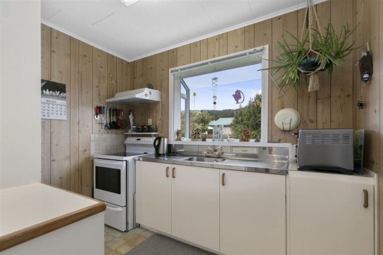 Photo of property in 29 Donnelley Drive, Wainuiomata, Lower Hutt, 5014