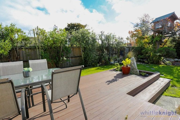 Photo of property in 2/3 Lynfield Avenue, Ilam, Christchurch, 8041