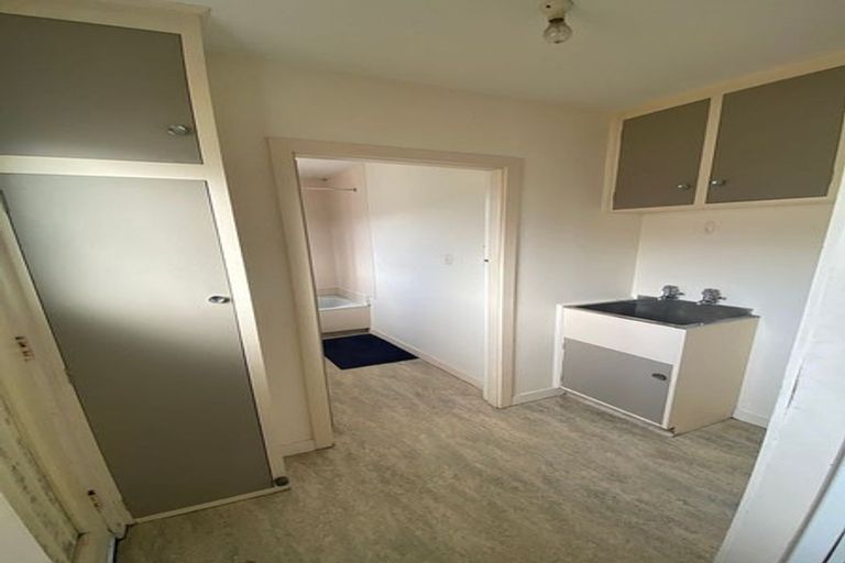 Photo of property in 2/17 Torrens Road, Hillmorton, Christchurch, 8024