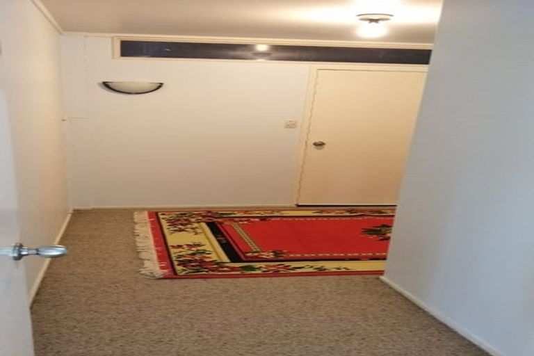 Photo of property in 13 Malters Place, Browns Bay, Auckland, 0630