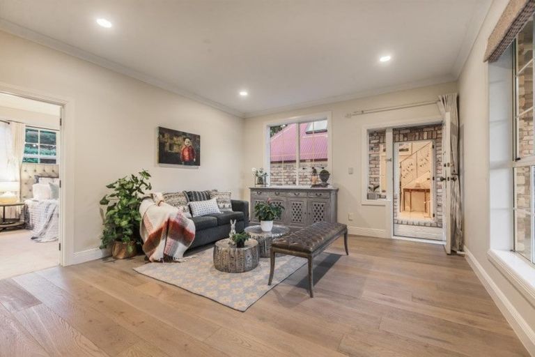 Photo of property in 72 Potts Road, Whitford, Howick, 2571