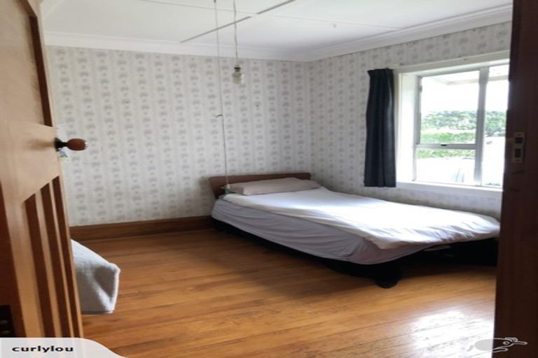 Photo of property in 174 Tasman Street, Opunake, 4616