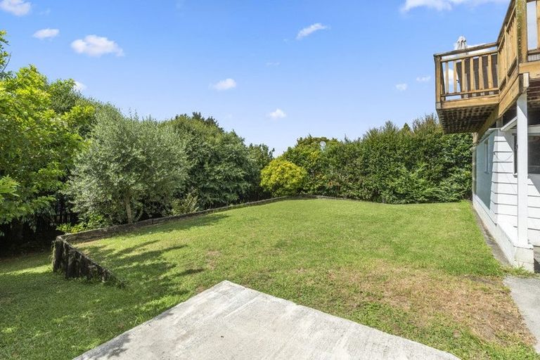 Photo of property in 767 East Coast Road, Northcross, Auckland, 0630