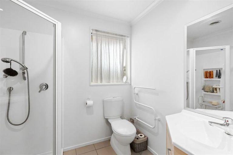 Photo of property in 142a Brookside Terrace, Bryndwr, Christchurch, 8053