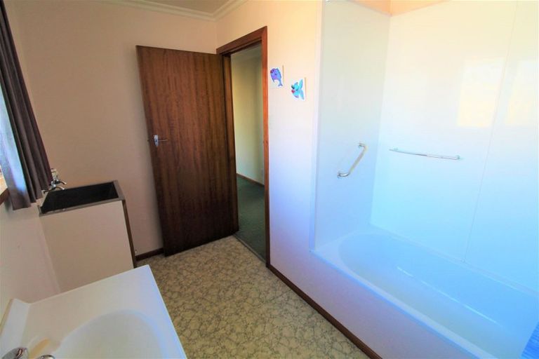 Photo of property in 2/14 Oxford Street, West End, Timaru, 7910