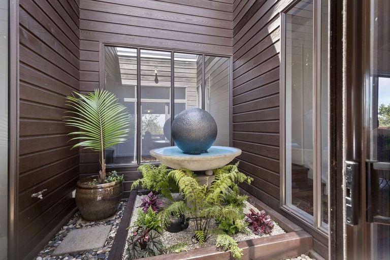 Photo of property in 1/9 Reynolds Place, Torbay, Auckland, 0630