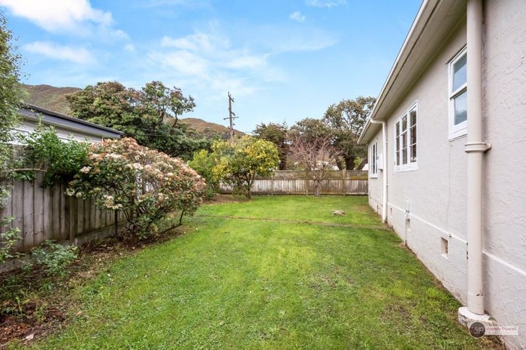 Photo of property in 1 Riverside Drive, Waiwhetu, Lower Hutt, 5010