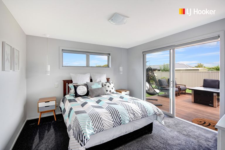 Photo of property in 8 Roblyn Place, Mosgiel, 9024