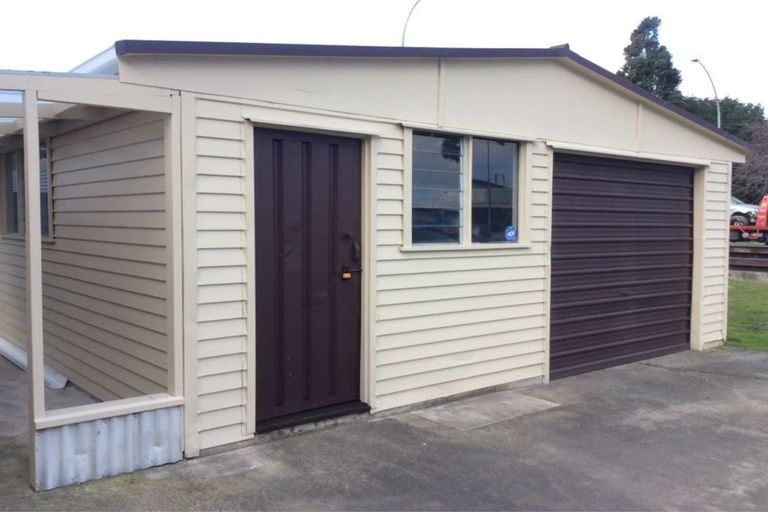 Photo of property in 2/935 Cameron Road, Gate Pa, Tauranga, 3112