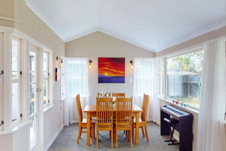 Photo of property in 189 Queen Street West, Levin, 5510