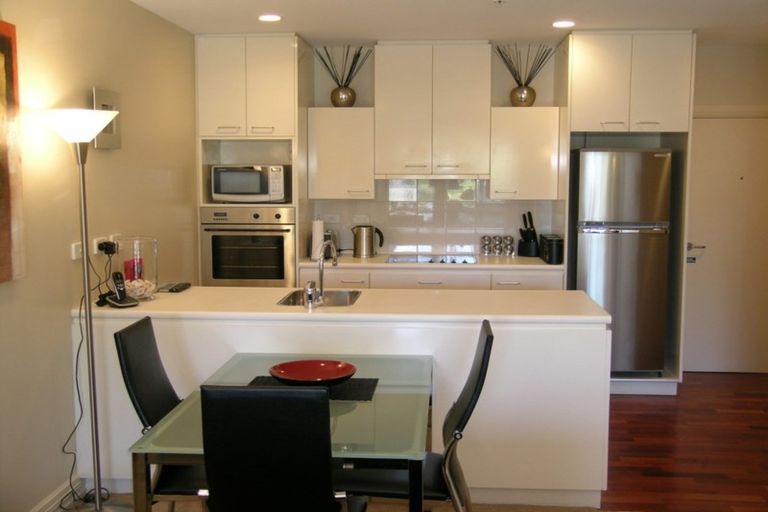 Photo of property in West Fitzroy, 2g/66 Armagh Street, Christchurch Central, Christchurch, 8013