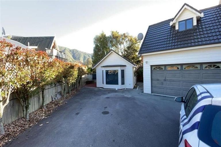 Photo of property in 5 Heather Place, Picton, 7220