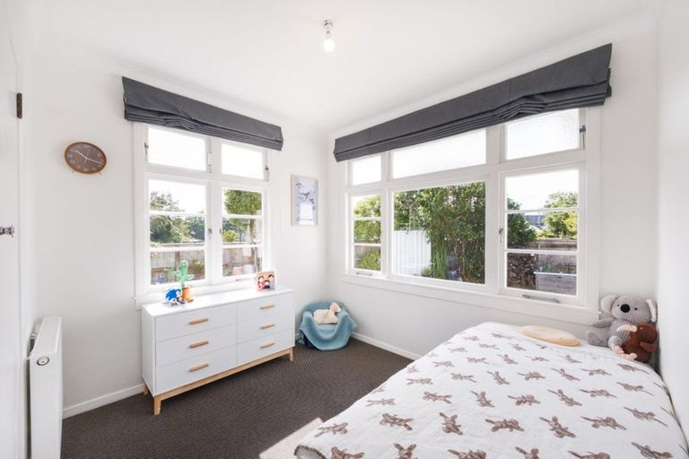 Photo of property in 35 Hardie Street, Hokowhitu, Palmerston North, 4410