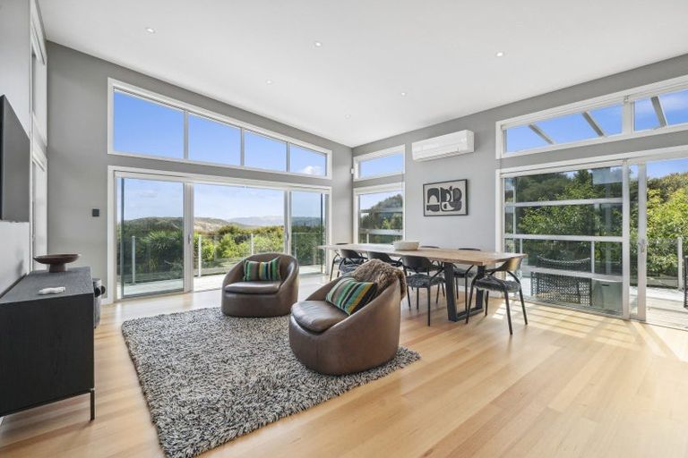 Photo of property in 14 Dornoch Place, Papakowhai, Porirua, 5024