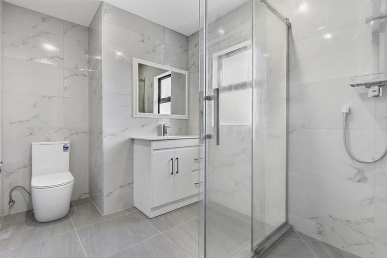 Photo of property in 24 Heyford Close, Mangere, Auckland, 2022