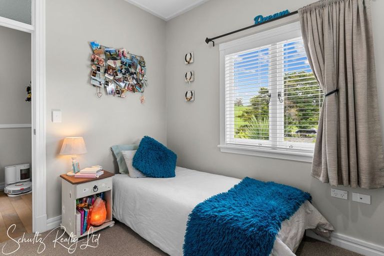 Photo of property in 26 Brynderwyn Road, Brynderwyn, Maungaturoto, 0587