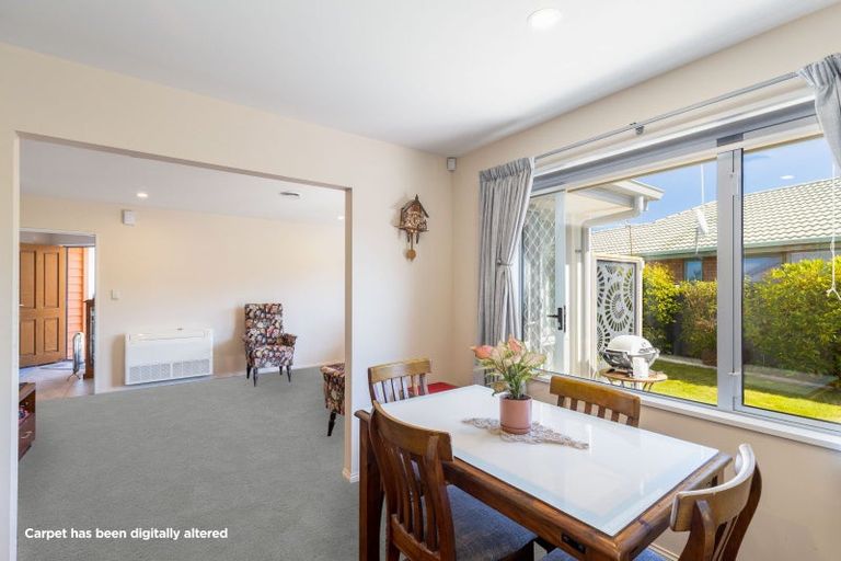 Photo of property in 2a Rue De La Mare, Parklands, Christchurch, 8083