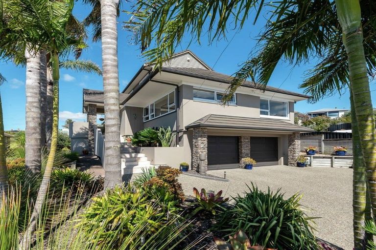 Photo of property in 21 Coates Road, Cockle Bay, Auckland, 2014