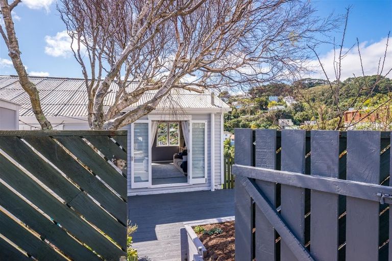 Photo of property in 26 Leveson Street, Strathmore Park, Wellington, 6022
