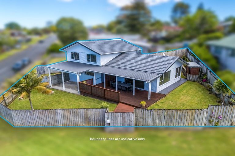 Photo of property in 17 Fitzwater Place, Henderson, Auckland, 0612