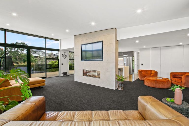 Photo of property in 298 Courtenay Street, Strandon, New Plymouth, 4312