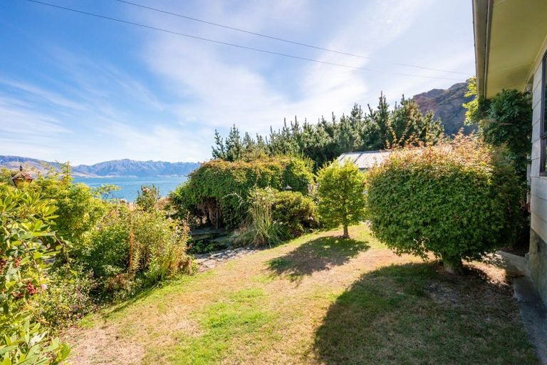 Photo of property in 18 Denniston Road, John Creek, Wanaka, 9382