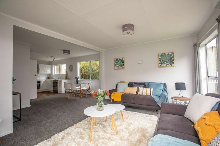 Photo of property in 9b Carvel Lane, Whitby, Porirua, 5024