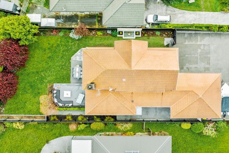 Photo of property in 17 Wisteria Place, Parklands, Christchurch, 8083